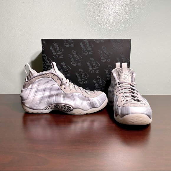 Nike Air Foamposite One ‘Dream A World’ - Picture 3 of 9